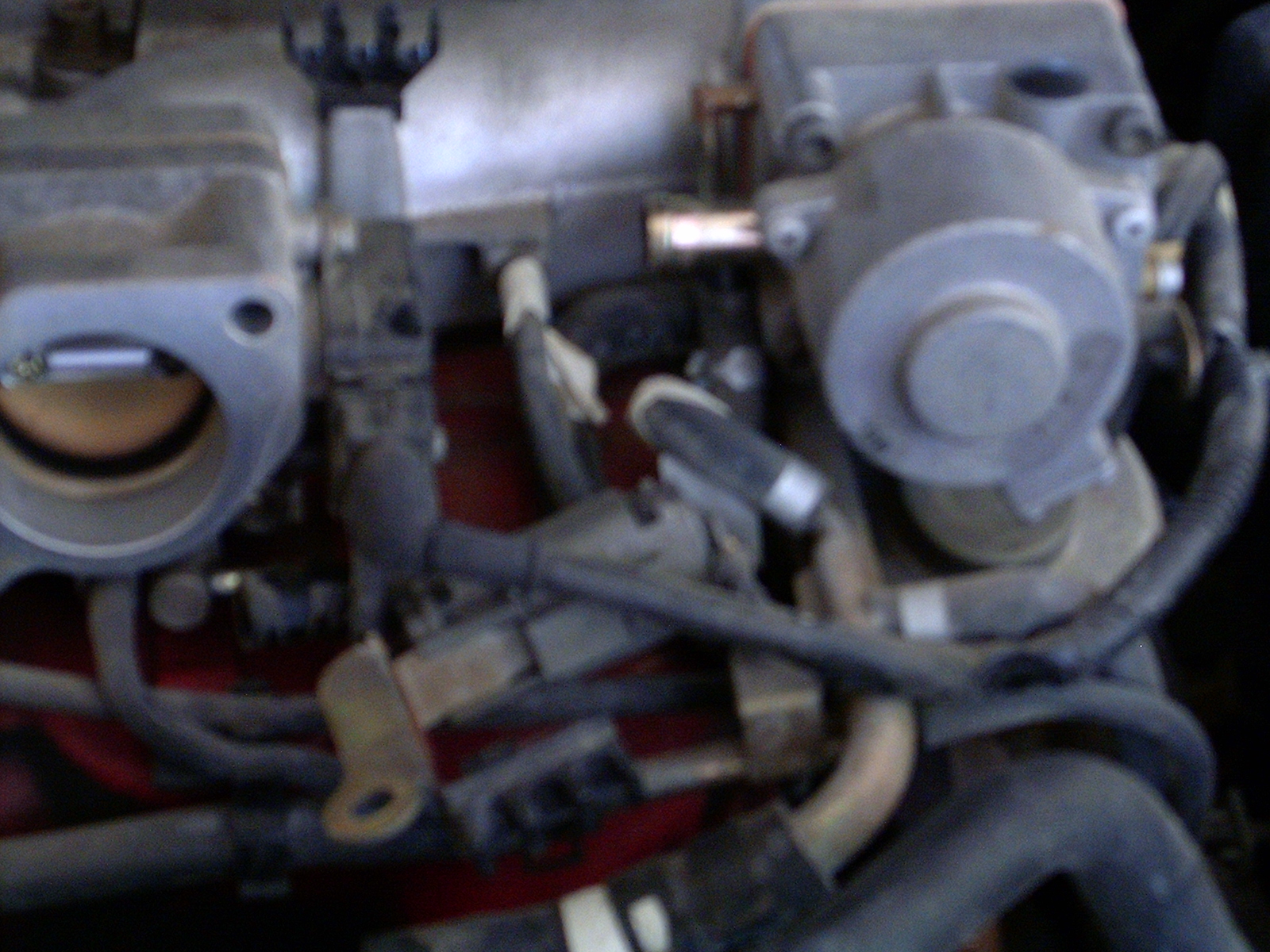 How to replace a fuel injector in a nissan maxima #9